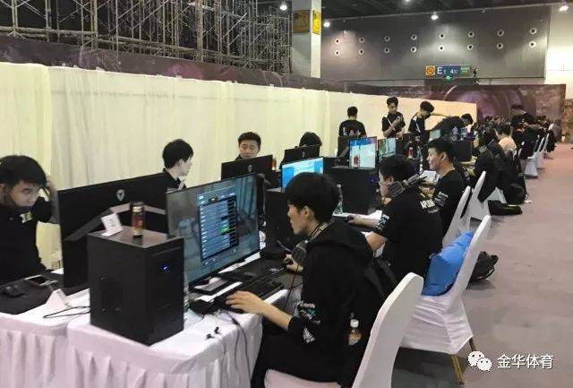 杨瀚森迎来 杨瀚森迎来